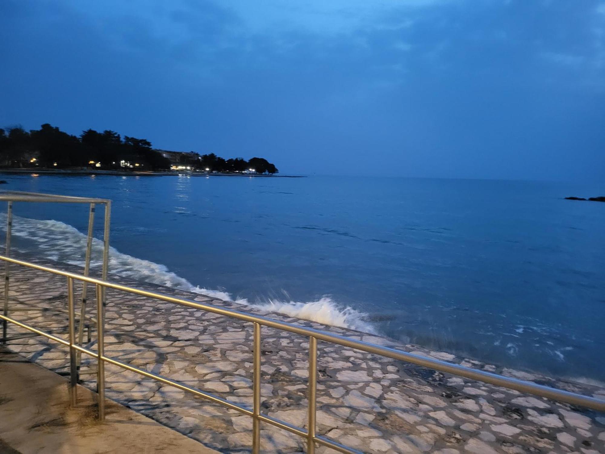 Villa Amore Radini Istrian Romantic Studio With Private Parking And Terrace Brtonigla Eksteriør billede